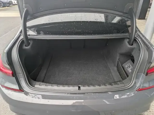 BMW 340