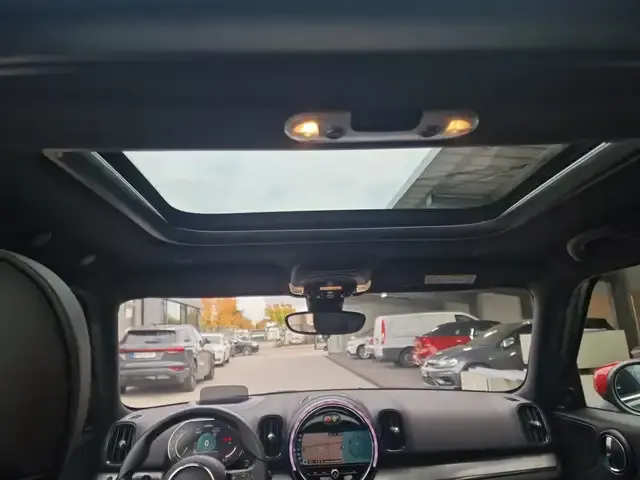 MINI John Cooper Works Countryman