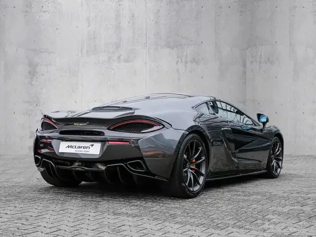 McLaren 570GT