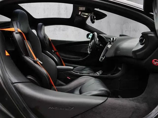 McLaren 570GT