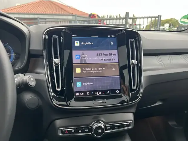 Volvo EX40