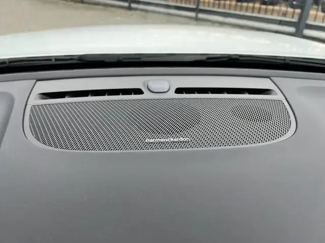 Volvo EX40