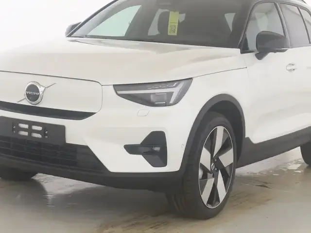 Volvo EX40