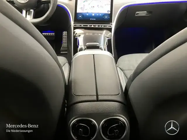 Mercedes-Benz CLE 200