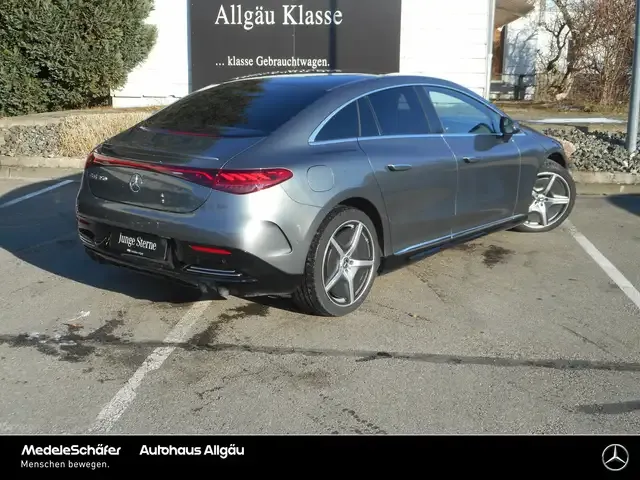 Mercedes-Benz EQE 350