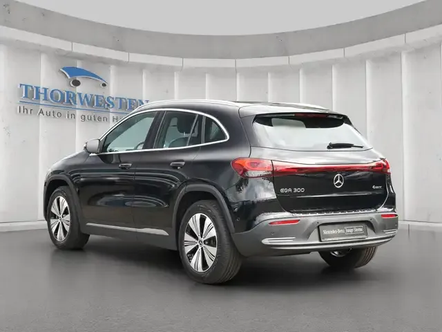 Mercedes-Benz EQA 300