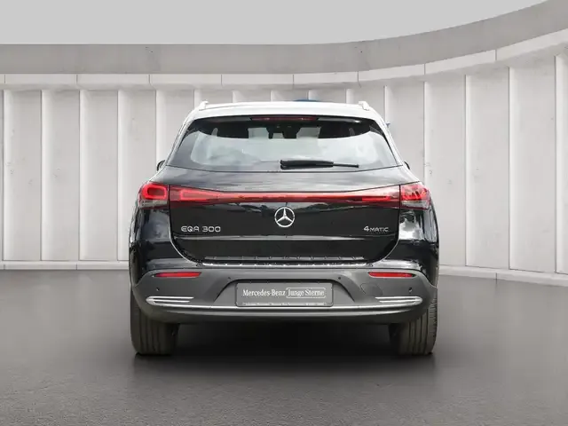 Mercedes-Benz EQA 300