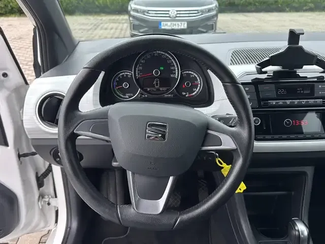 SEAT Mii