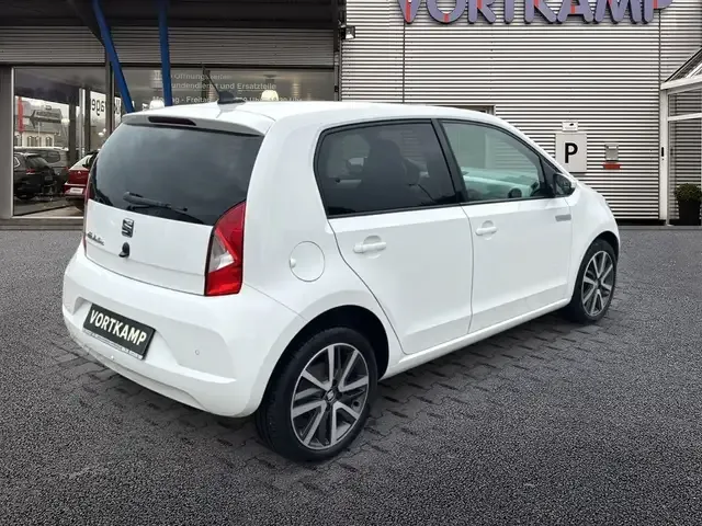 SEAT Mii