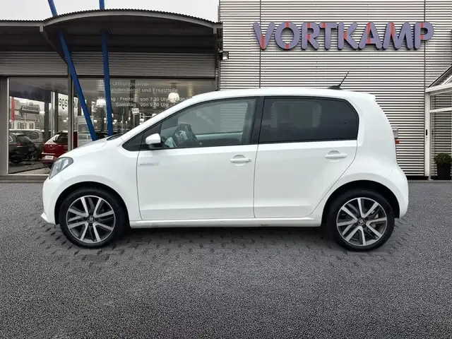 SEAT Mii