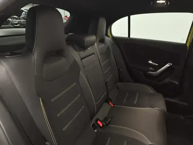 Mercedes-Benz A 45 AMG