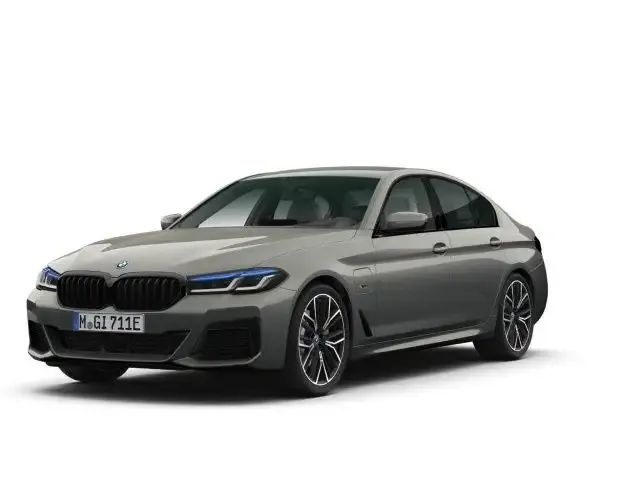BMW 545