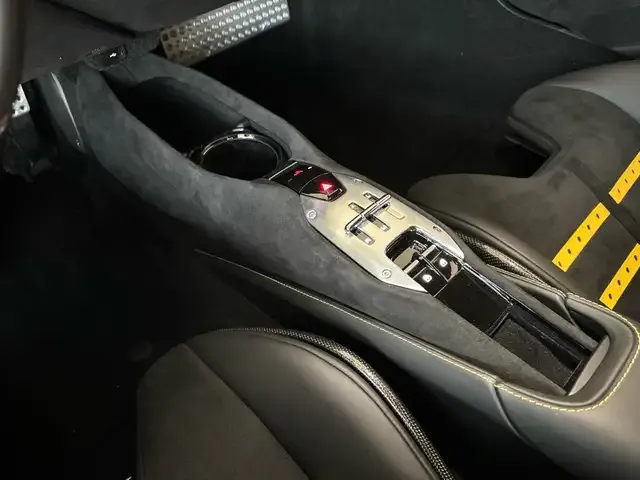 Ferrari SF90 Stradale