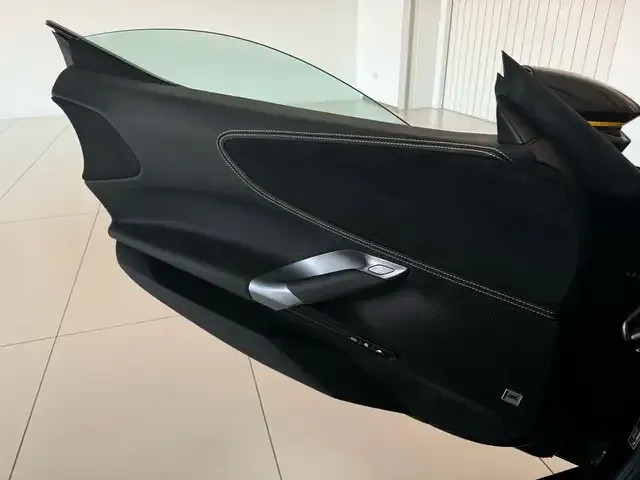 Ferrari SF90 Stradale