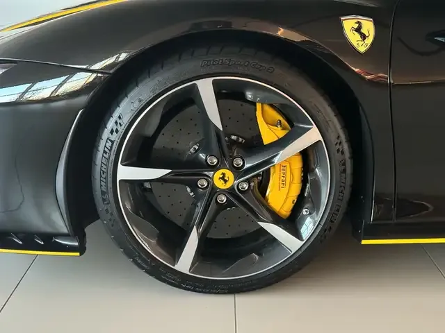 Ferrari SF90 Stradale