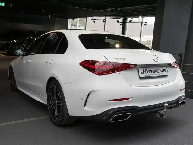 Mercedes-Benz C 200