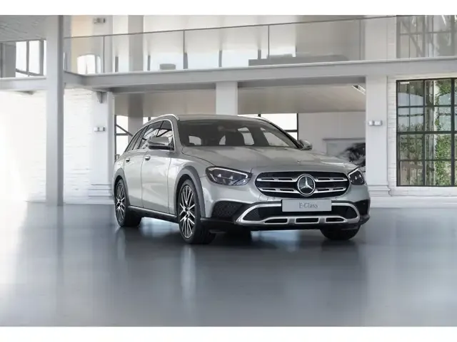 Mercedes-Benz E 400