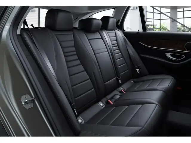 Mercedes-Benz E 400