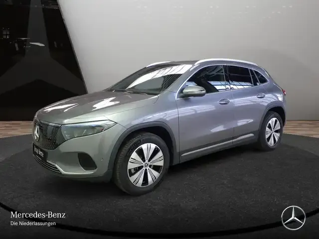 Mercedes-Benz EQA 300