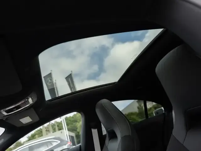 Mercedes-Benz CLA 220