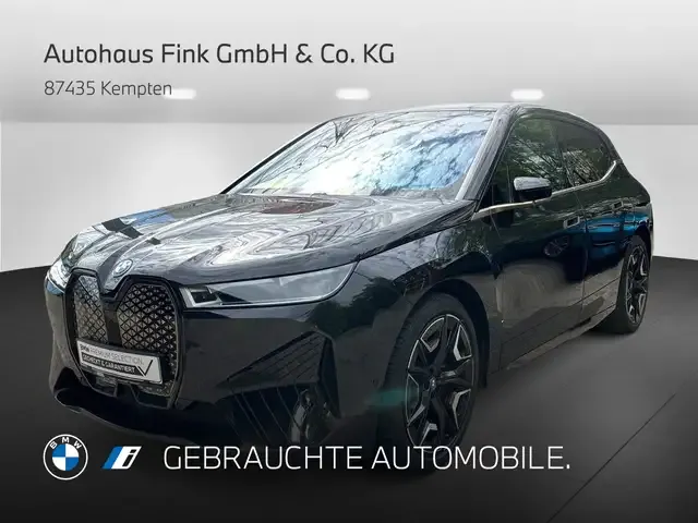 BMW iX