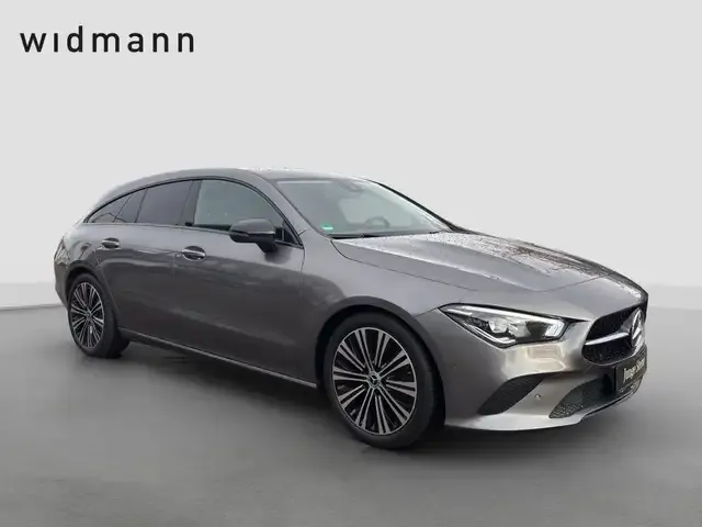 Mercedes-Benz CLA 180