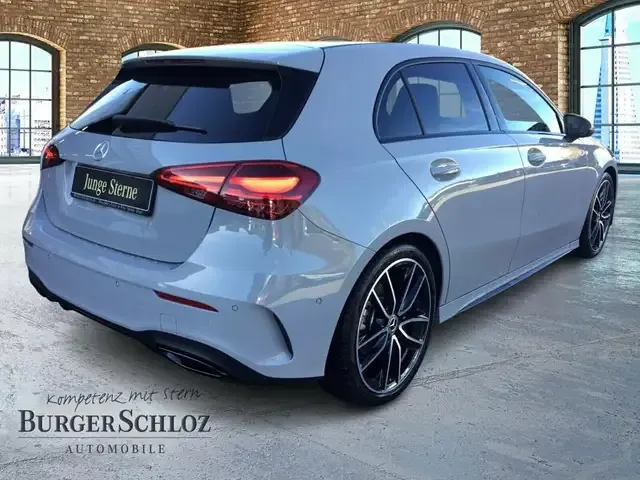 Mercedes-Benz A 200
