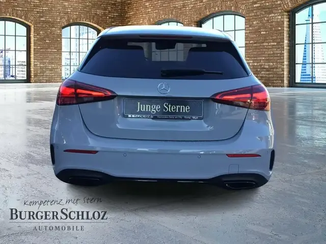 Mercedes-Benz A 200