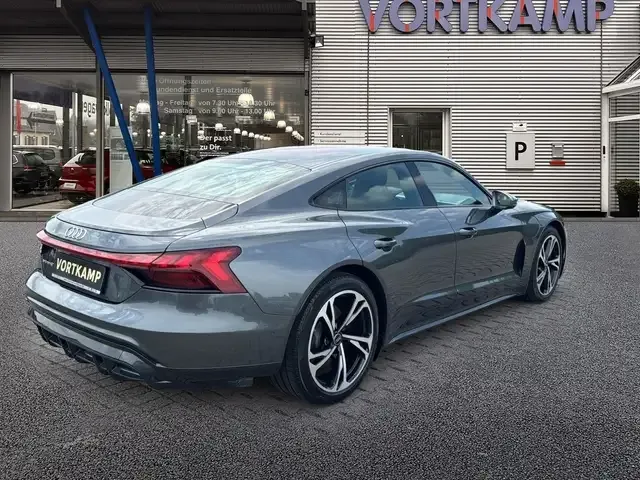 Audi e-tron GT
