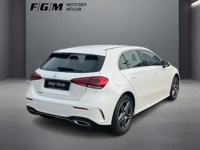 Mercedes-Benz A 250