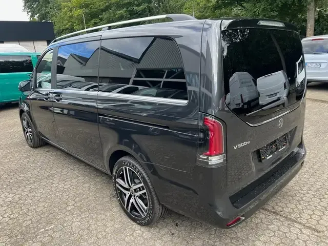 Mercedes-Benz V 300