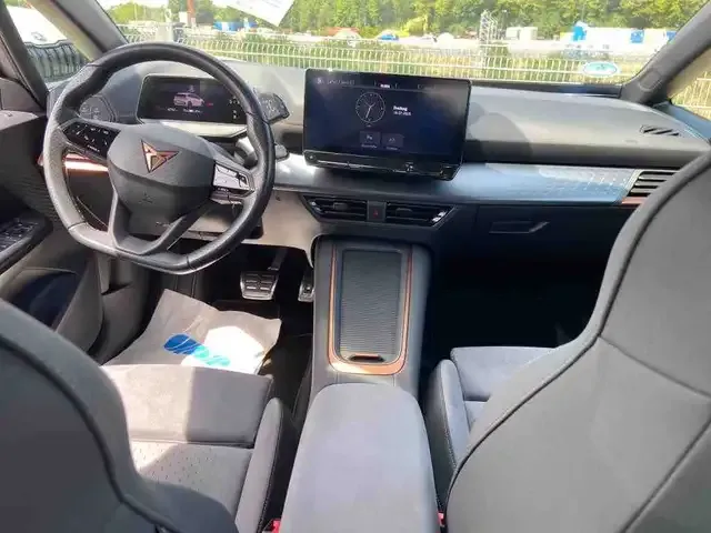 CUPRA Born