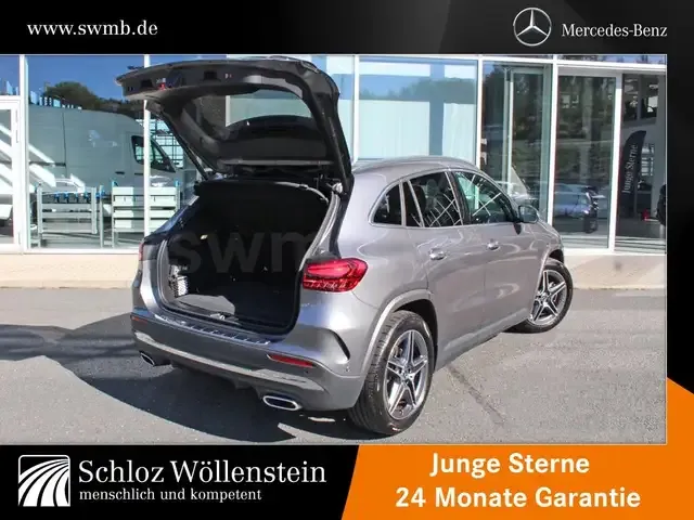 Mercedes-Benz GLA 200