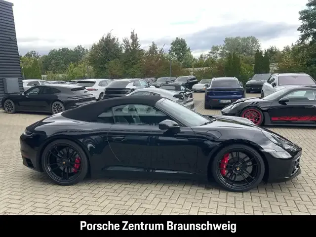 Porsche 992