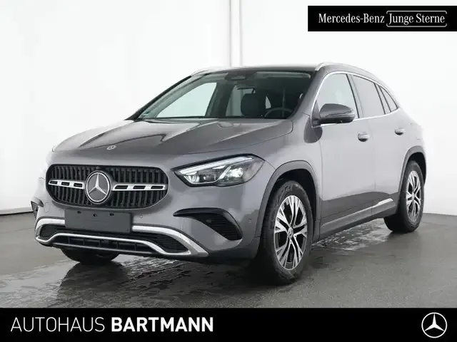 Mercedes-Benz GLA 220