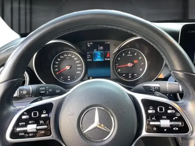 Mercedes-Benz C 180