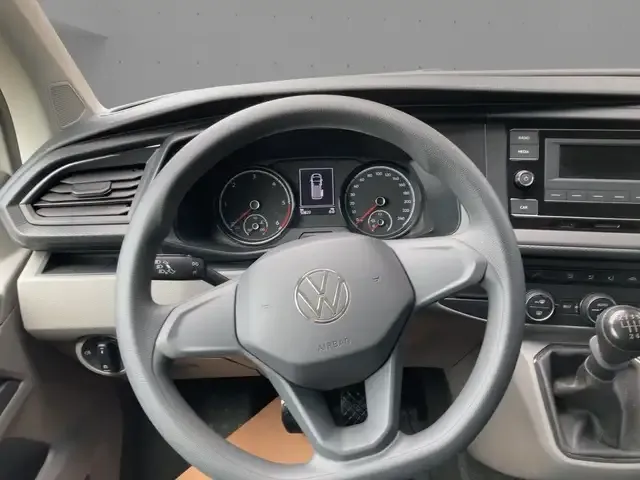 Volkswagen T6.1 Caravelle