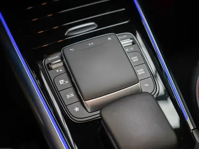 Mercedes-Benz EQA 300