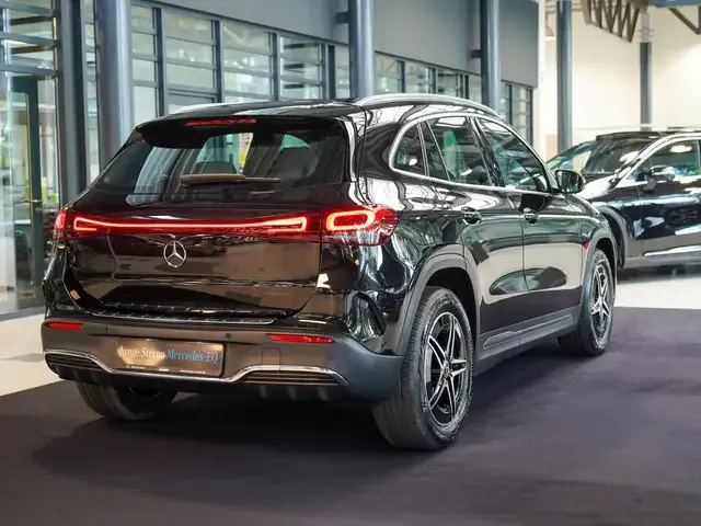 Mercedes-Benz EQA 300