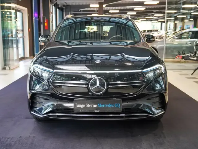Mercedes-Benz EQA 300