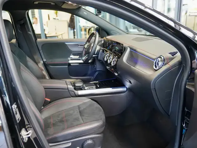 Mercedes-Benz EQA 300