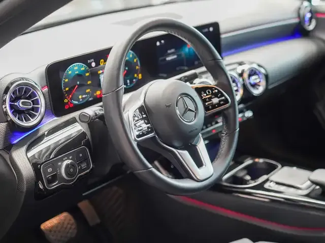 Mercedes-Benz CLA 180