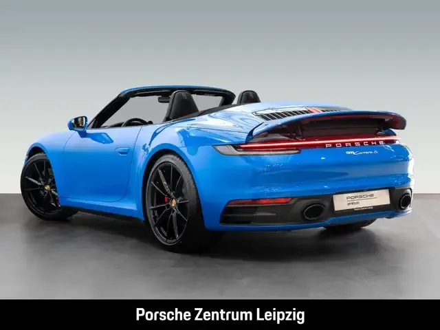 Porsche 992