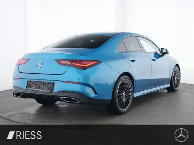Mercedes-Benz CLA 200