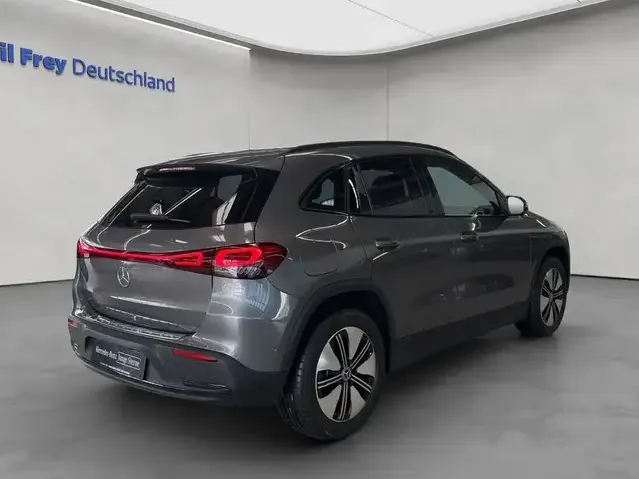 Mercedes-Benz EQA 250