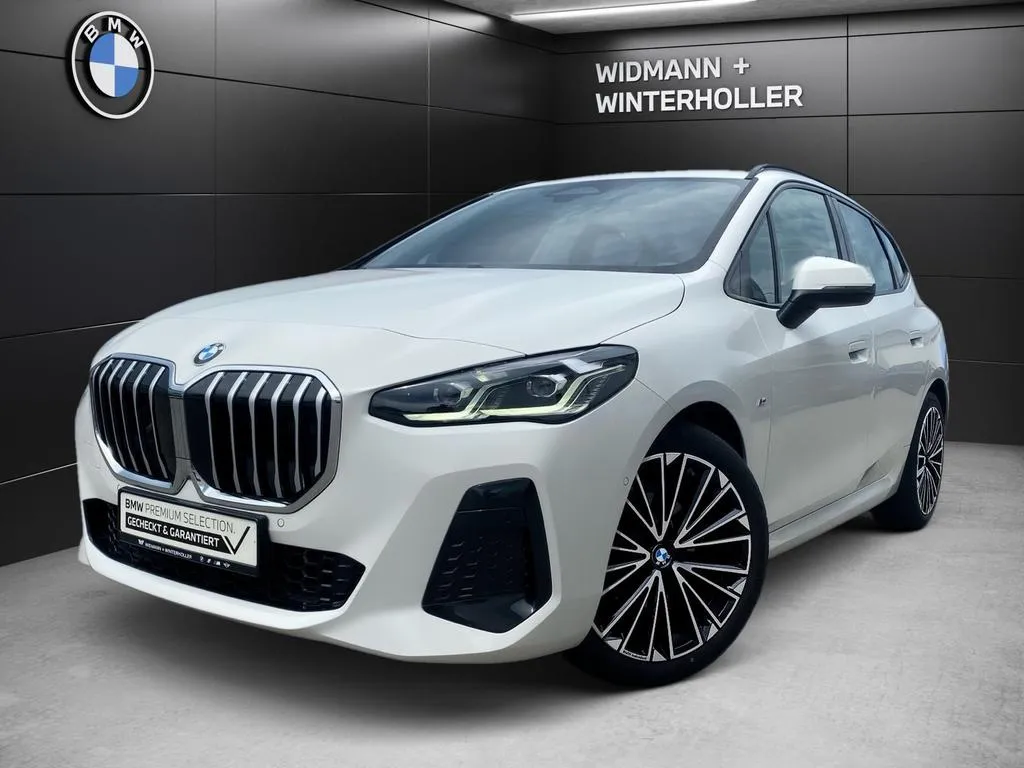 BMW 218