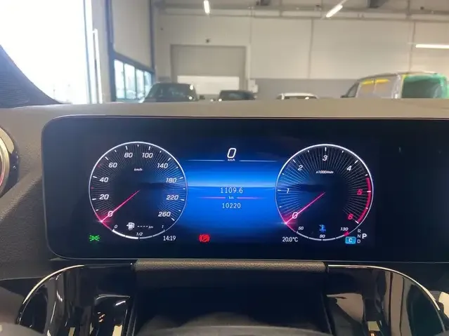 Mercedes-Benz B 200