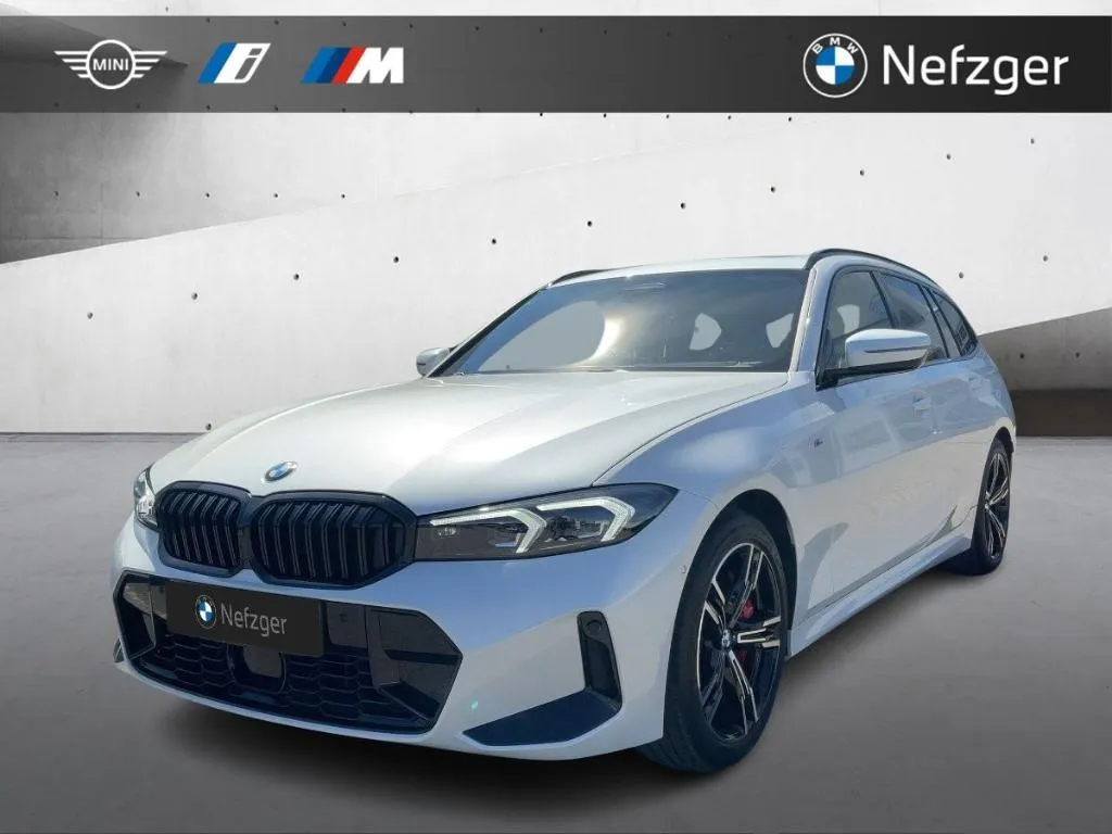 BMW 330