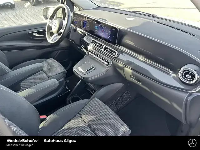 Mercedes-Benz EQV 300