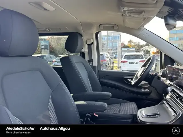 Mercedes-Benz EQV 300